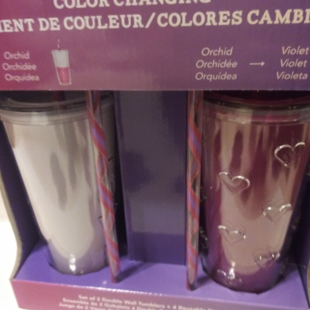 Parker Lane Color Changing Wall Tumbler Set